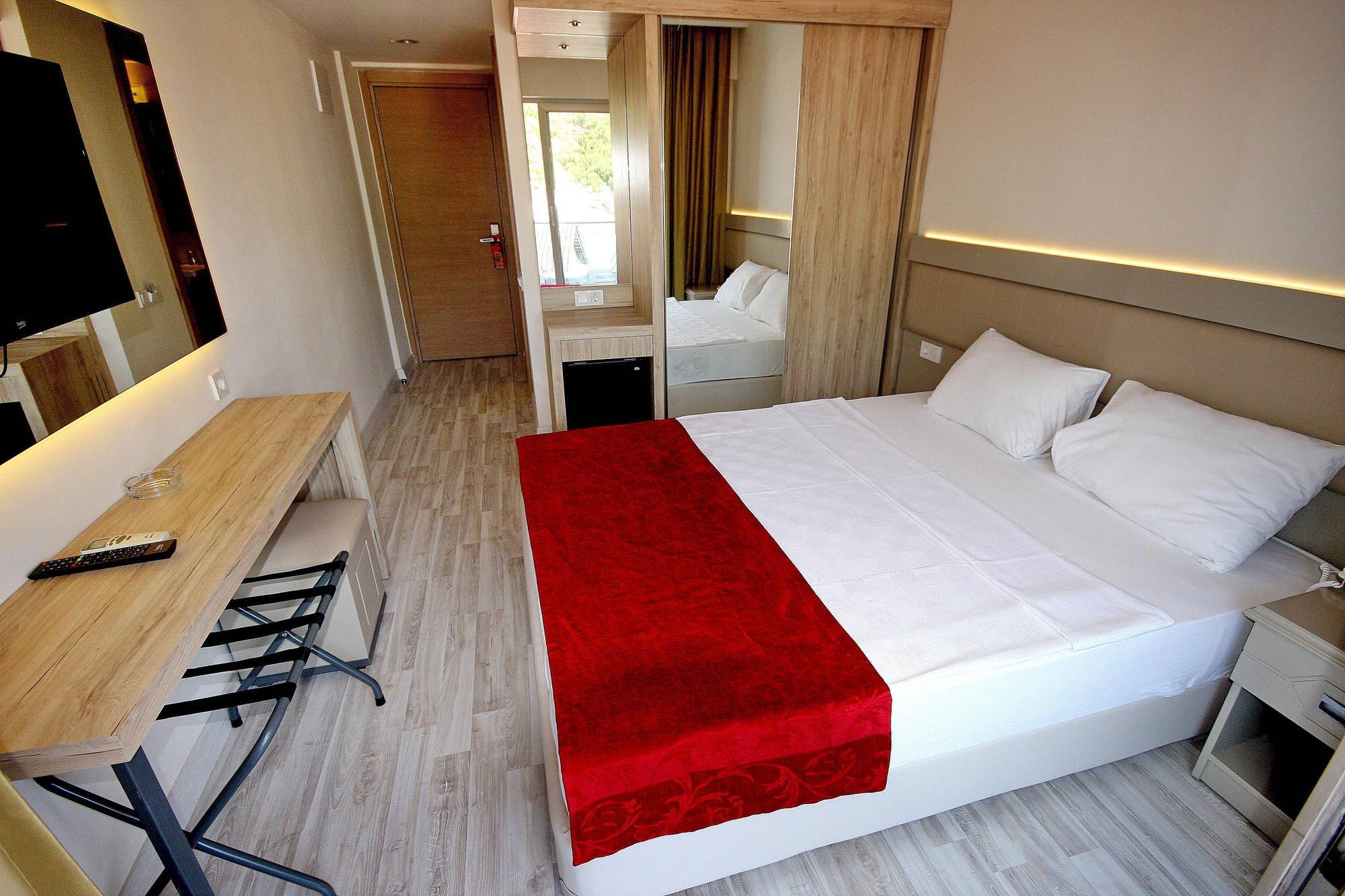 Palmea Hotel Marmaris Exteriör bild